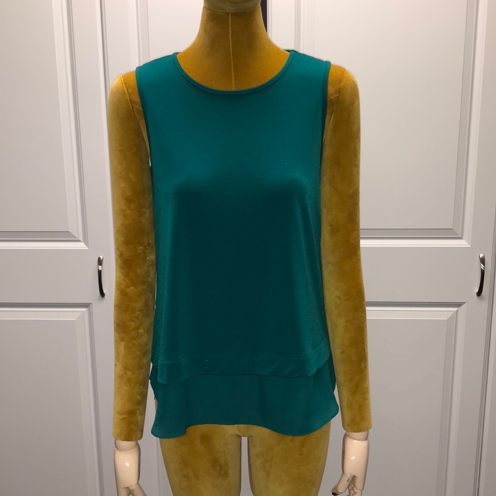 Women’s green Banana Republic tank top
